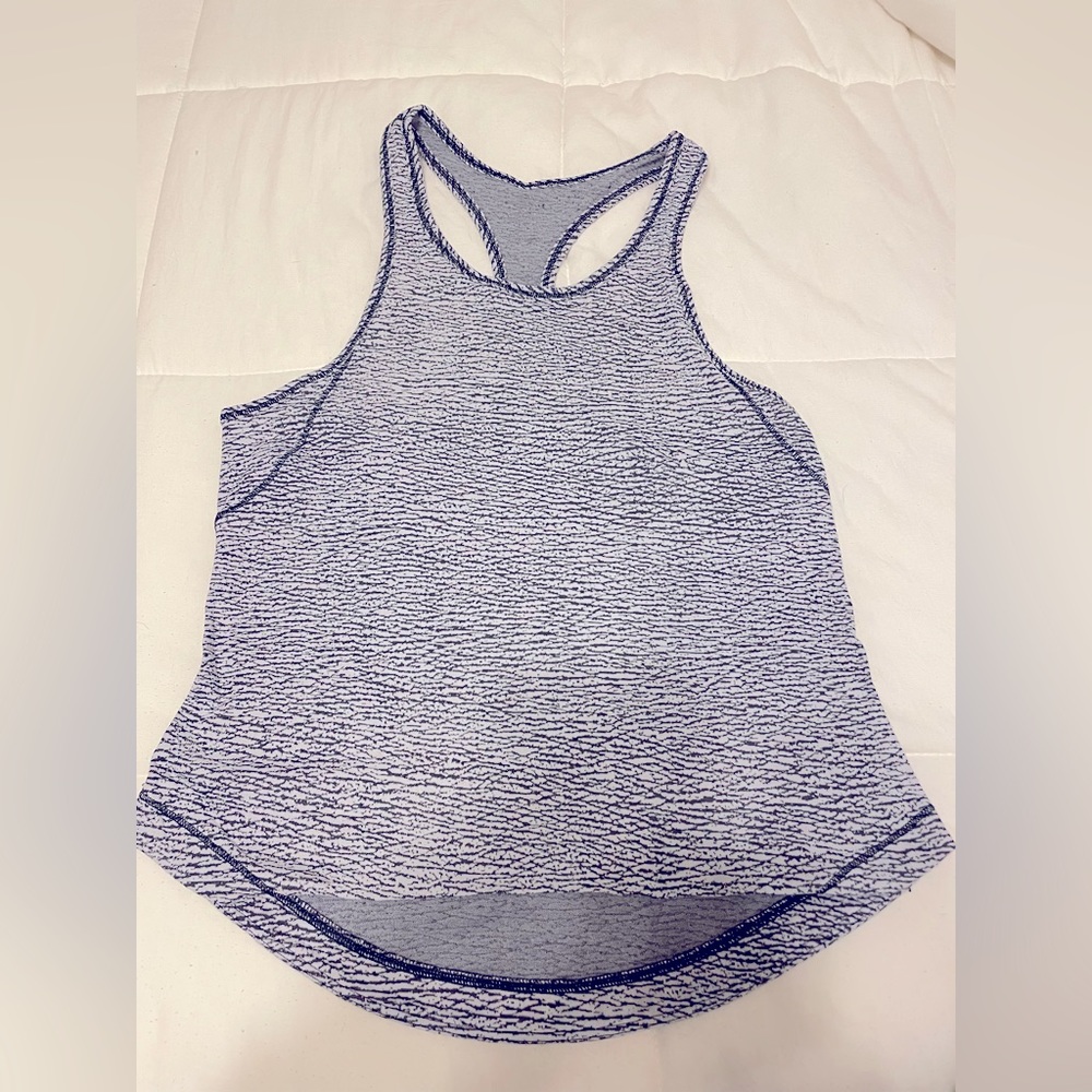 Lululemon tank